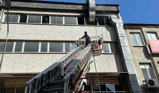 Elazığ’da havalandırma motoru yangın çıkardı