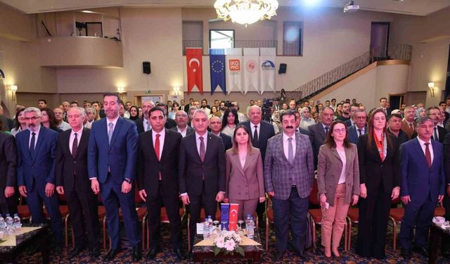 Elazığ’da ‘Kadın ve genç istihdamın desteklenmesi’ konferansının kapanışı gerçekleşti