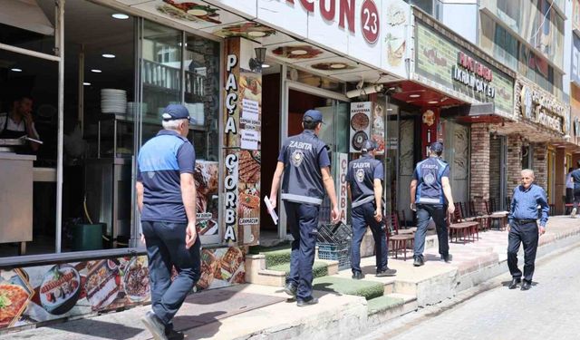 Elazığ’da zabıta ekiplerinden sıkı denetim: Kaldırımlar işgal edilmeyecek