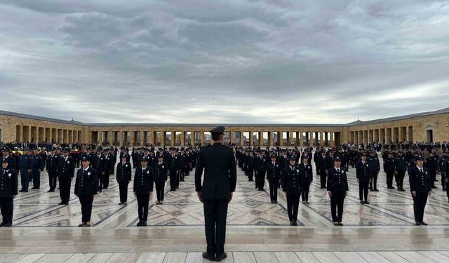 Emniyet Teşkilatından Anıtkabir’e ziyaret