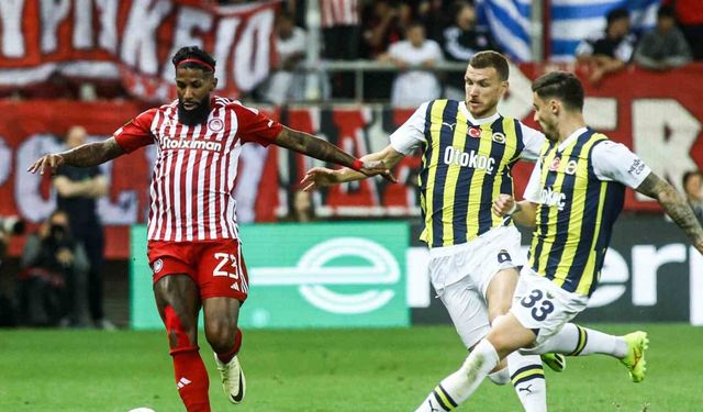 Fenerbahçe, UEFA Avrupa Konferans Ligi’nde yarı final için sahada