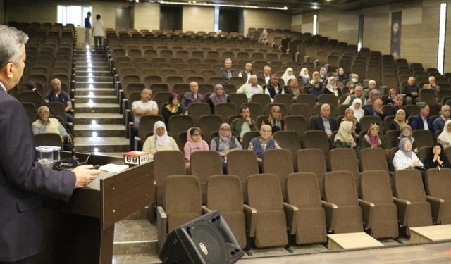 Fethiye’de hacı adayları bilgilendirildi