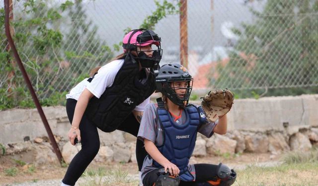 Fethiye’de Softbol Türkiye Şampiyonası başladı