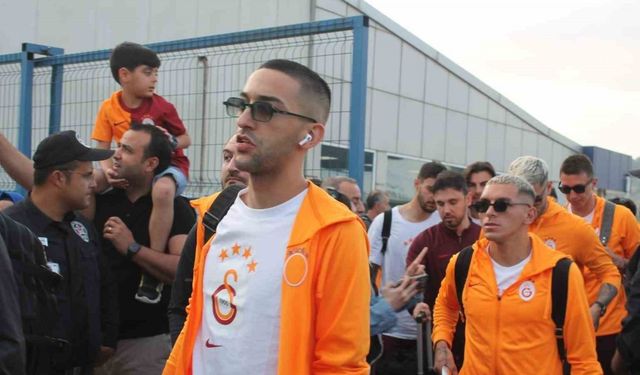 Galatasaray, Alanya’ya geldi