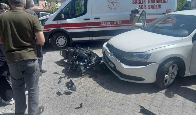 Gediz Polisi plakasız motor ve kasksız sürücülere göz açtırmıyor