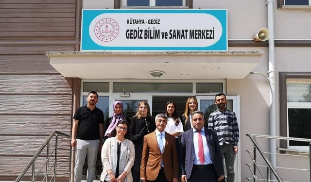 Gediz’de aday öğretmenlik uyum eğitim semineri gerçekleştirildi