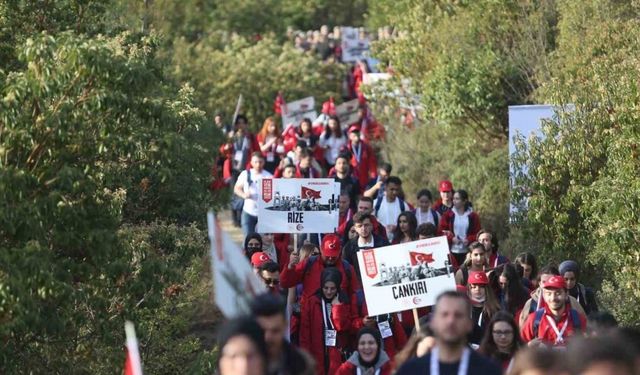 Gençlik ve Spor Bakanlığı’ndan 57. Alay’a vefa yürüyüşü