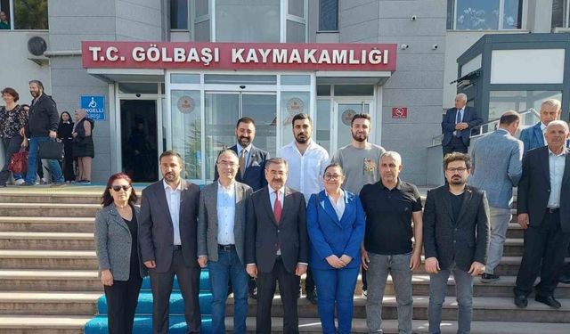 Gölbaşı’nda seçimleri kazanan Odabaşı mazbatasını aldı