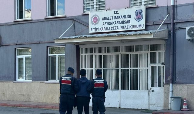 Hırsızlık yapıp cezaevinden firar eden şahsı jandarma yakaladı