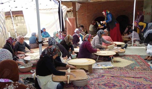 Hisarcık’ta Seydi Resul Türbesi için geleneksel gözleme hayrı