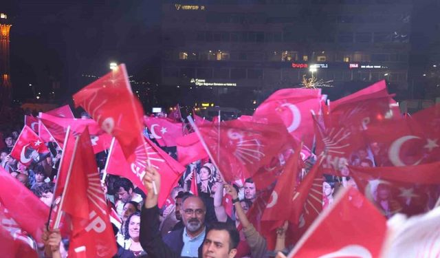 İzmir’de AK Parti’li 4 belediye CHP’ye geçti