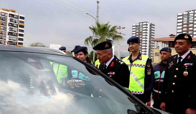 Jandarma ekipleri bayram dolayısıyla trafik denetimlerini arttırdı