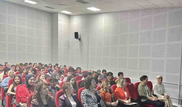 Kütahya’da "İnsan bedeninde ruhsal gücün keşfi" konulu konferans