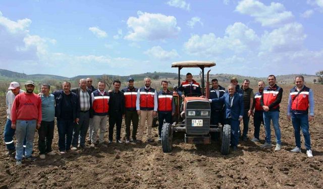 Kütahya’da yüzde 75 hibeli nohut tohumları toprakla buluşuyor