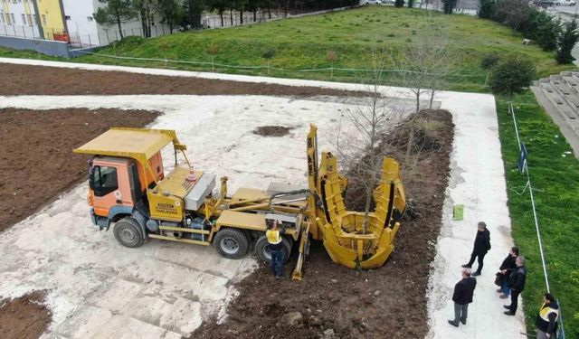 Kütüphane Parkı’nda peyzaj çalışmaları