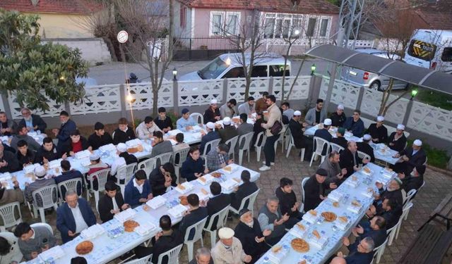 Mahallede imece usulü iftar