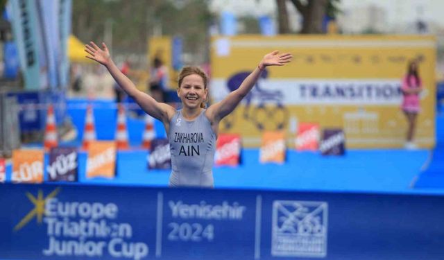 Mersin’de Avrupa Triatlon Genç Kadınlar ve Genç Erkekler Kupası yapıldı