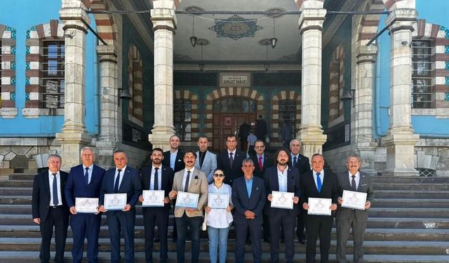 MHP’den il genel meclisi ve belediye meclis üyesi seçilen adaylar mazbatalarını aldı