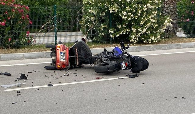 Motosiklet ve mopet çarpıştı: 1 ölü