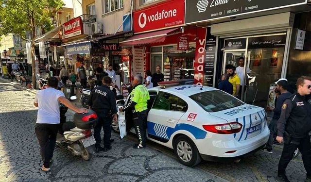 Polisin ’Dur’ ihtarına uymayan sürücü kaza yaptı