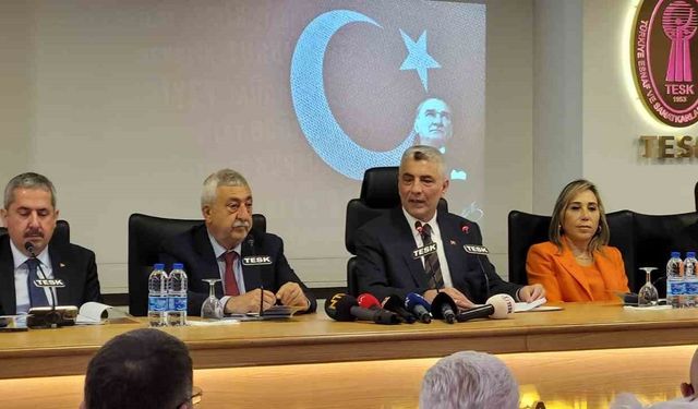 Ticaret Bakanı Bolat: “Fahiş fiyata neden olanlara ve fırsatçılara taviz vermeyeceğiz”