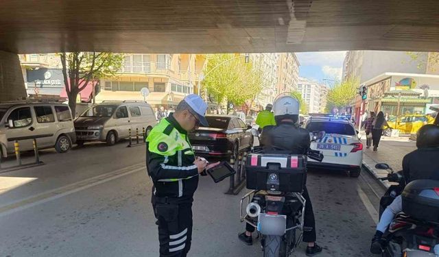 Trafik kurallarını ihlal eden 41 motosiklet sürücüsüne ceza kesildi