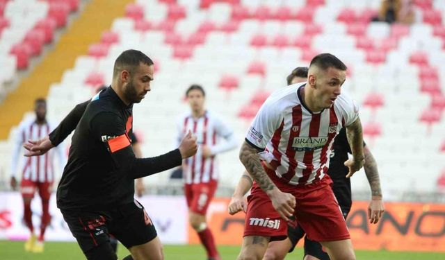 Trendyol Süper Lig: Sivasspor: 1 - F. Karagümrük: 0 (Maç sonucu)