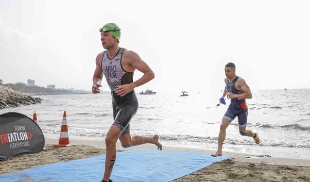 Türkiye Triatlon Elitler Türkiye Şampiyonası Sprint Mesafe Yarışı yapıldı