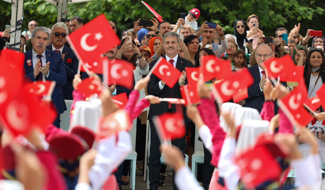 “Gözlerinizdeki ışık hiç solmasın”