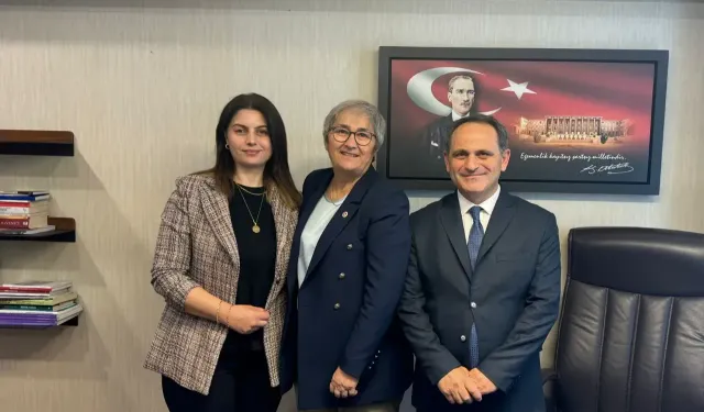 CHP Parti Meclis Üyesi Ecevit Keleş'ten Ayça Taşkent'e Ziyaret