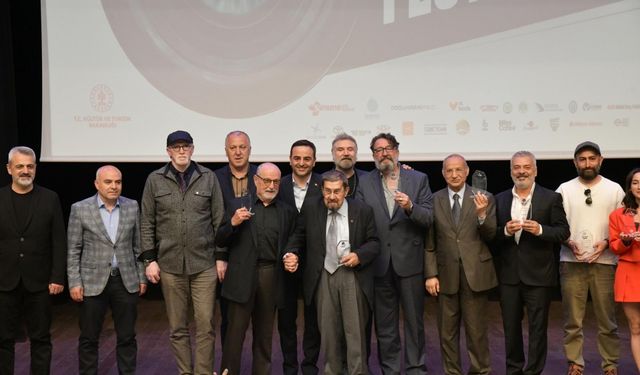 "3. Kocaeli Film Festivali"nde ödüller sahiplerini buldu