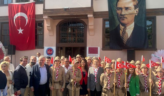 Balıkesir Liseli Keşşaflar Müzesi açıldı