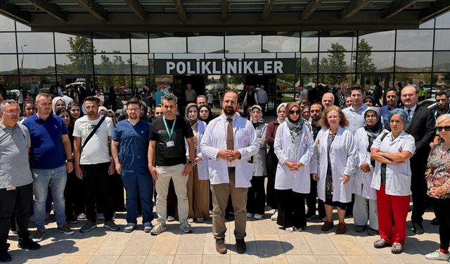 Bursa Şehir Hastanesi doktorlarından Filistin'e destek açıklaması