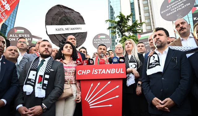 CHP İstanbul İl Başkanlığından "Gazze'de soykırımı durdurun" eylemi