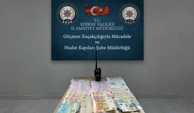 Edirne'de 2 göçmen kaçakçılığı şüphelisi tutuklandı