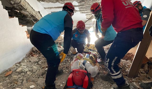 Gökçeada'da deprem ve yangın tatbikatı yapıldı