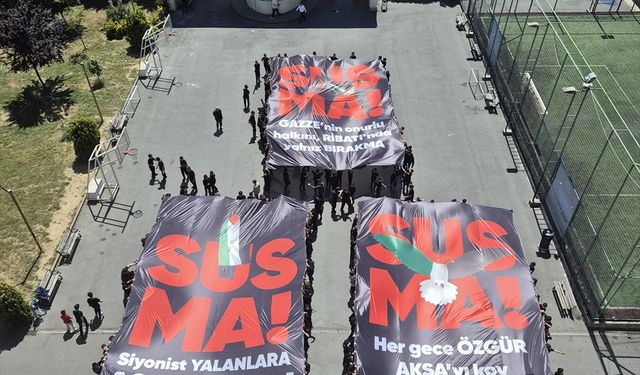 İstanbul'da Anadolu İmam Hatip Lisesi öğrencilerinden Filistin'e destek eylemi