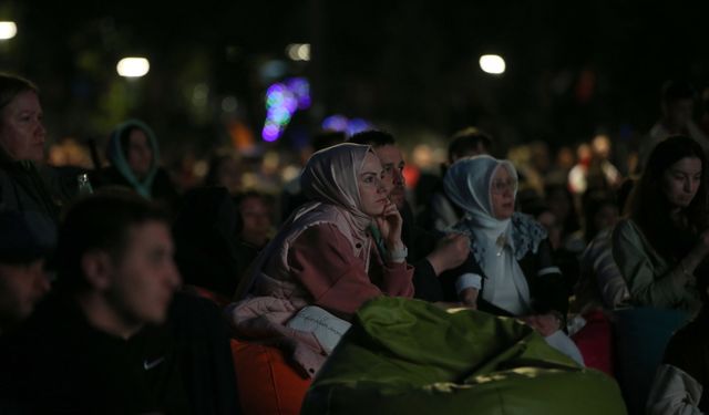 Kırklareli'nde açık hava sinemasında "Sadık Ahmet" filmi izlendi