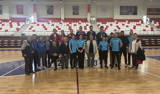 Kırklareli'nde kulüpler arası özel sporcular masa tenisi il birinciliği müsabakası yapıldı