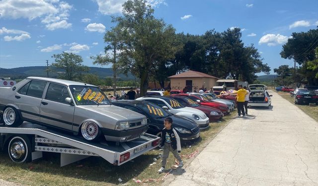 Modifiye tutkunları SMA hastası Yiğit için Ayvacık'ta buluştu