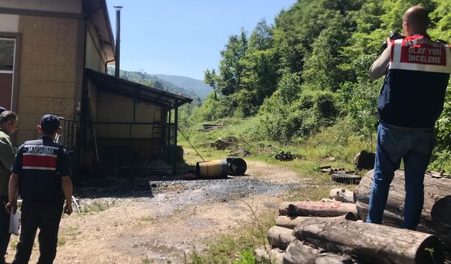 Sakarya'da boya varilinin patlaması sonucu 3 orman işçisi yaralandı