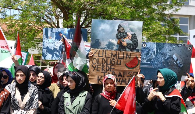 Tekirdağ'da öğrenciler ve akademisyenler, Filistin'e destek için yürüdü