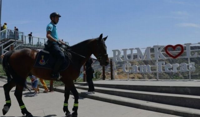 Atlı Jandarma Birlikleri Turistik Yerlerde Devriye gerçekleştirdi