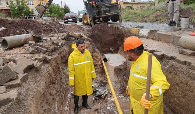 Başkan Arı, altyapı arızasının meydana geldiği noktada