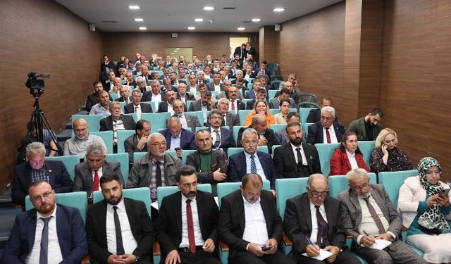 Başkan Çolakbayrakdar, muhtarlarla bir araya geldi