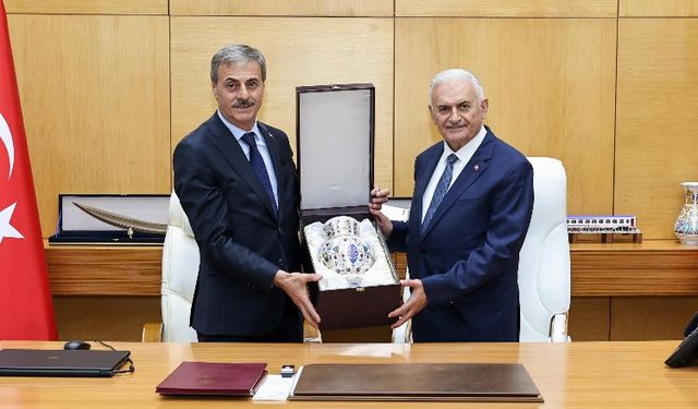 Binali Yıldırım Sakarya'da