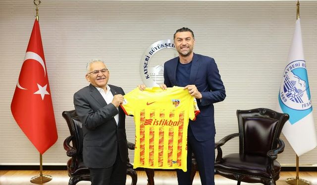 Burak Yılmaz'dan Memduh Büyükkılıç'a ziyaret