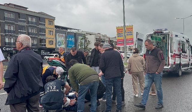 Düzce'de elektrikli bisiklet ile minibüs çarpıştı: 1 yaralı