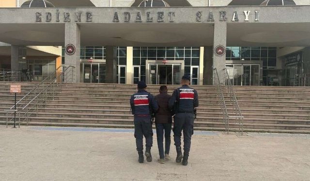 Edirne Jandarması aranan dolandırıcıları yakaladı