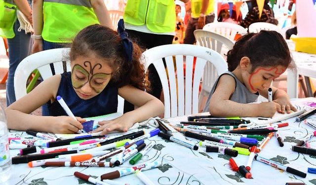 Gençlik Bayramı'nda çocuklar da doyasıya eğlendi